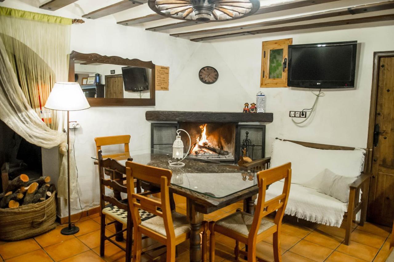 Casa Cueva Alegria Ferienhaus *
